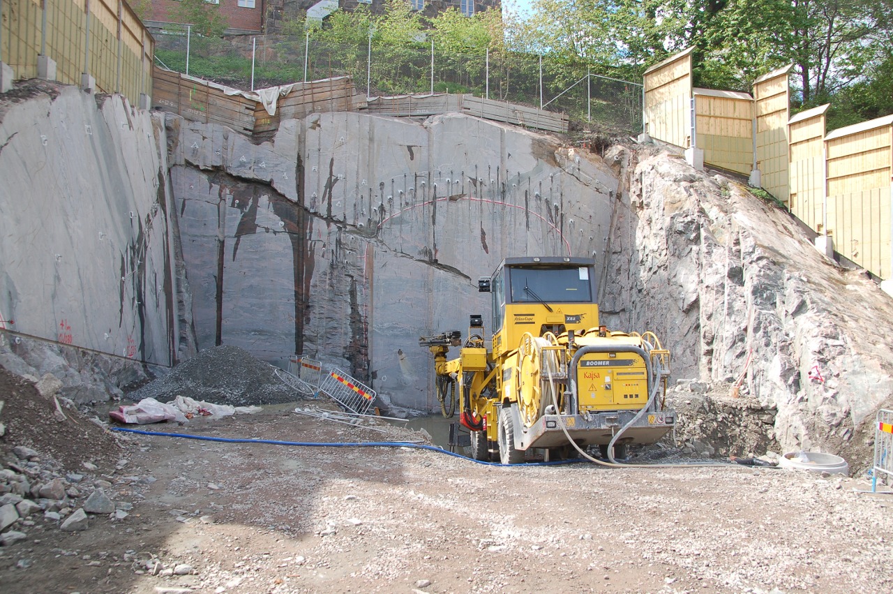 Train tunnel Västlänken in Gothenburg, Sweden, under construction. Preparing a service tunnel at Södra vägen in May 2019.