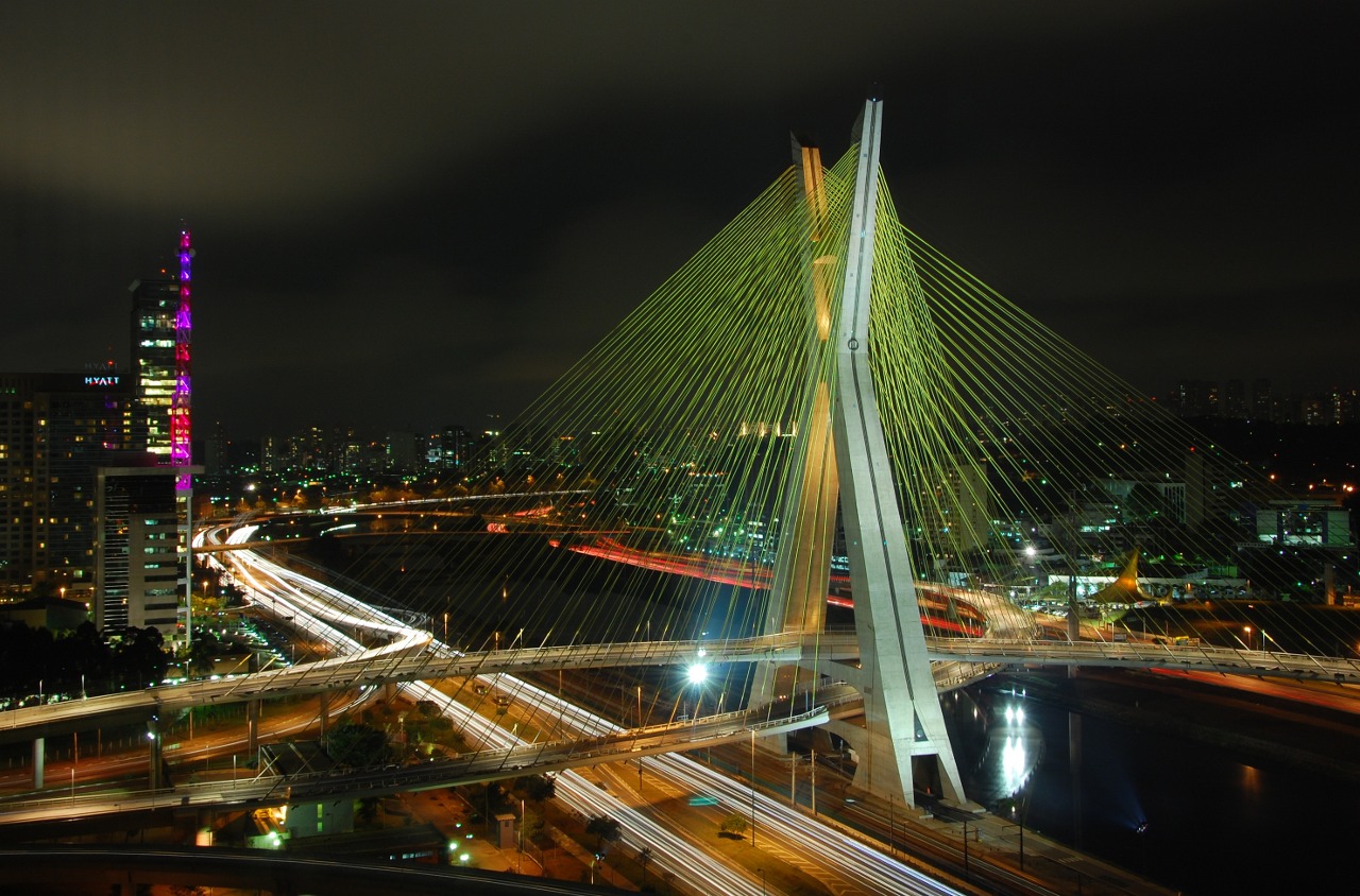 The Octavio Frias de Oliveira bridge, São Paulo - Brazil. View from the North Tower of the CENU complex (Northeast of the bridge)