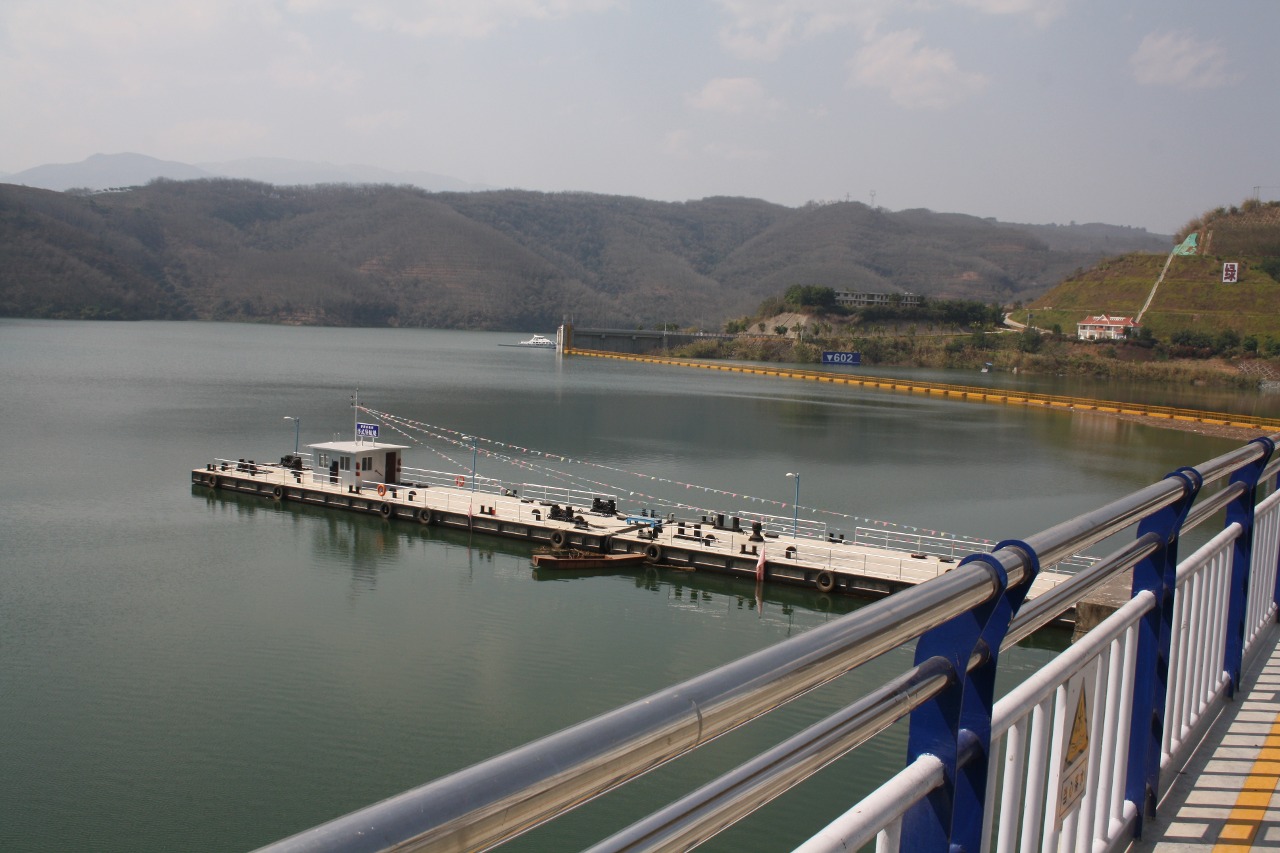 dam and reservoir