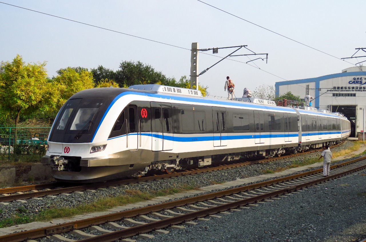 New train for Wenzhou.