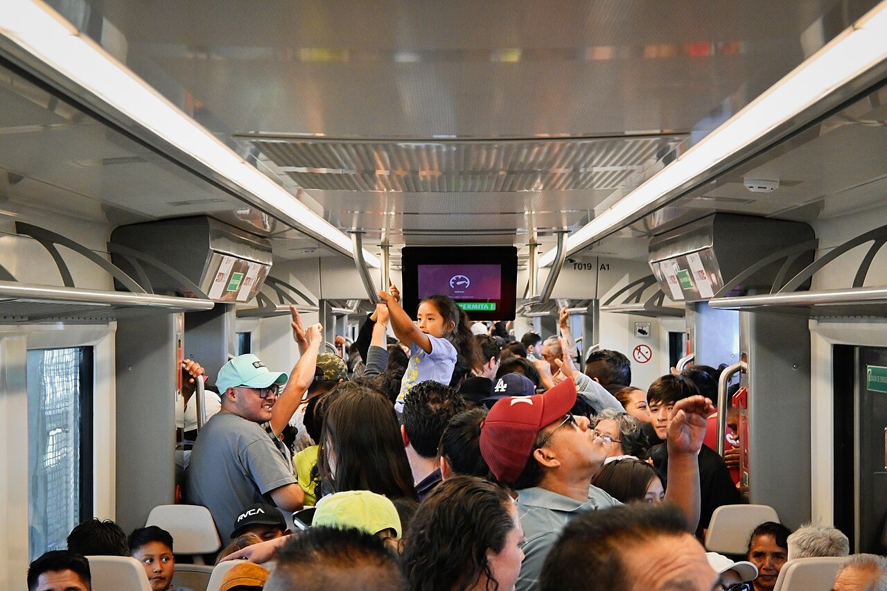 Images of the Mexico-Toluca El Insurgente Train, State of Mexico, Mexico.