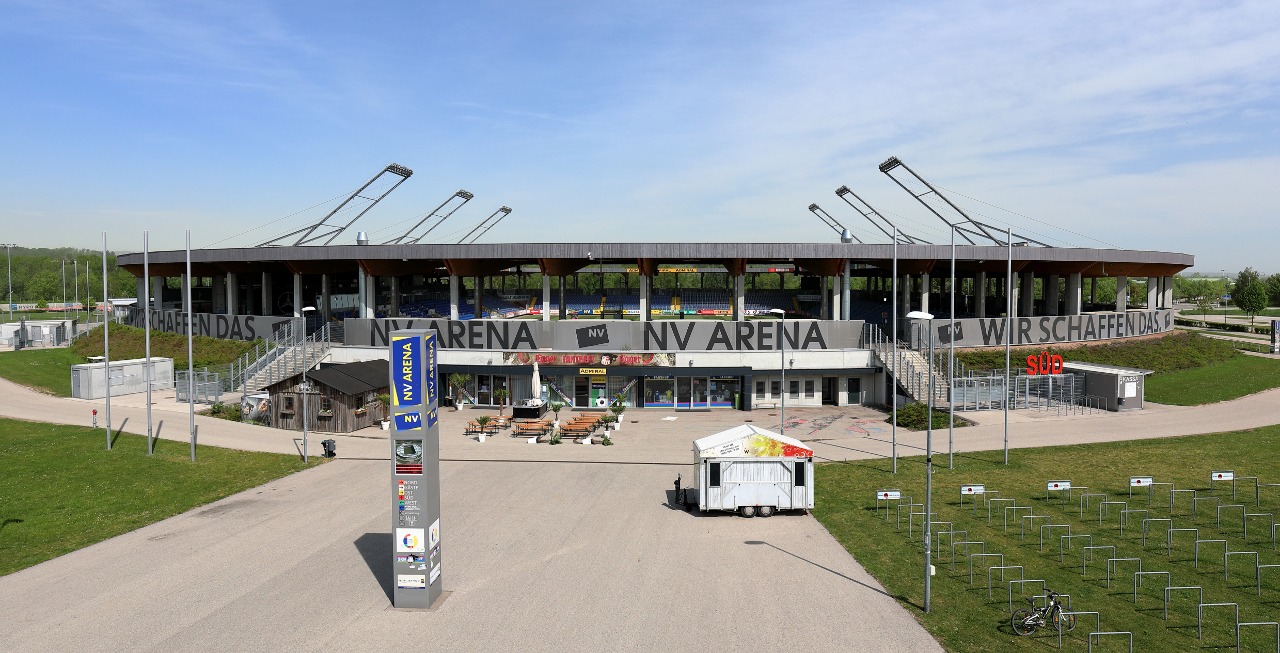 Das Fußballstadion „NV Arena“ (NV ist die Abkürzung des Sponsors Niederösterreichische Versicherung) in der niederösterreichischen Landeshauptstadt St. Pölten. Das im Juli 2012 eröffnete Station fasst 8.000 Zuschauer, wobei eine Erweiterungsmöglichkeit auf 13.000 Plätze besteht. Die Kosten von etwa 26 Mio. Euro, inklusive Infrastruktur und Grundstückskauf, teilten sich Land, Bund und die Stadt St. Pölten.