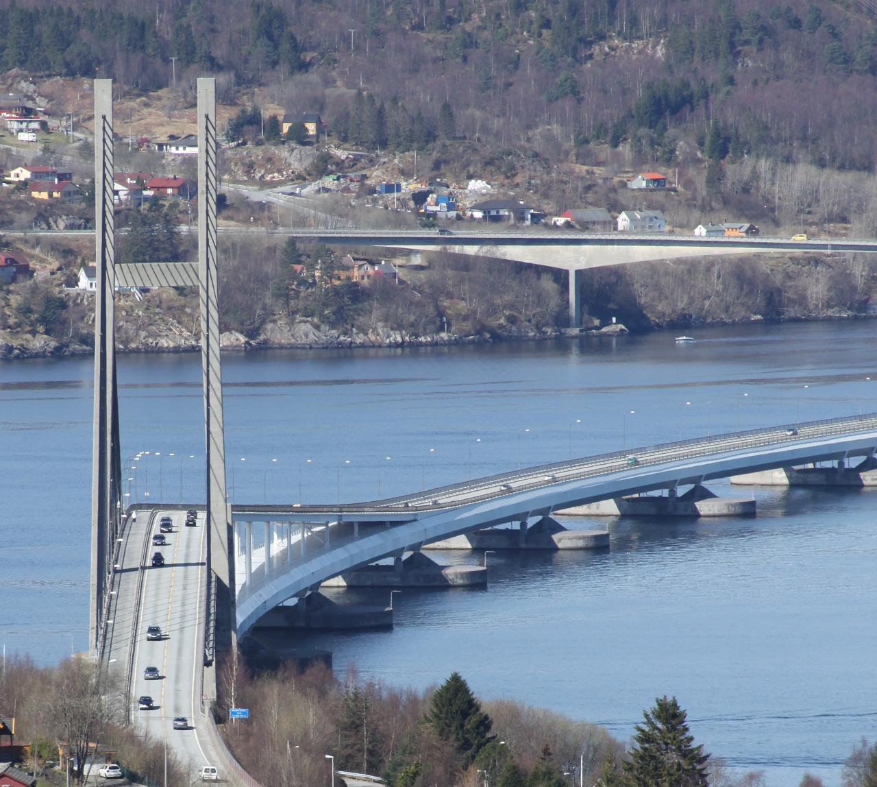 Nordhordland Bridge towards north wit Krossnessundet Bridge behind