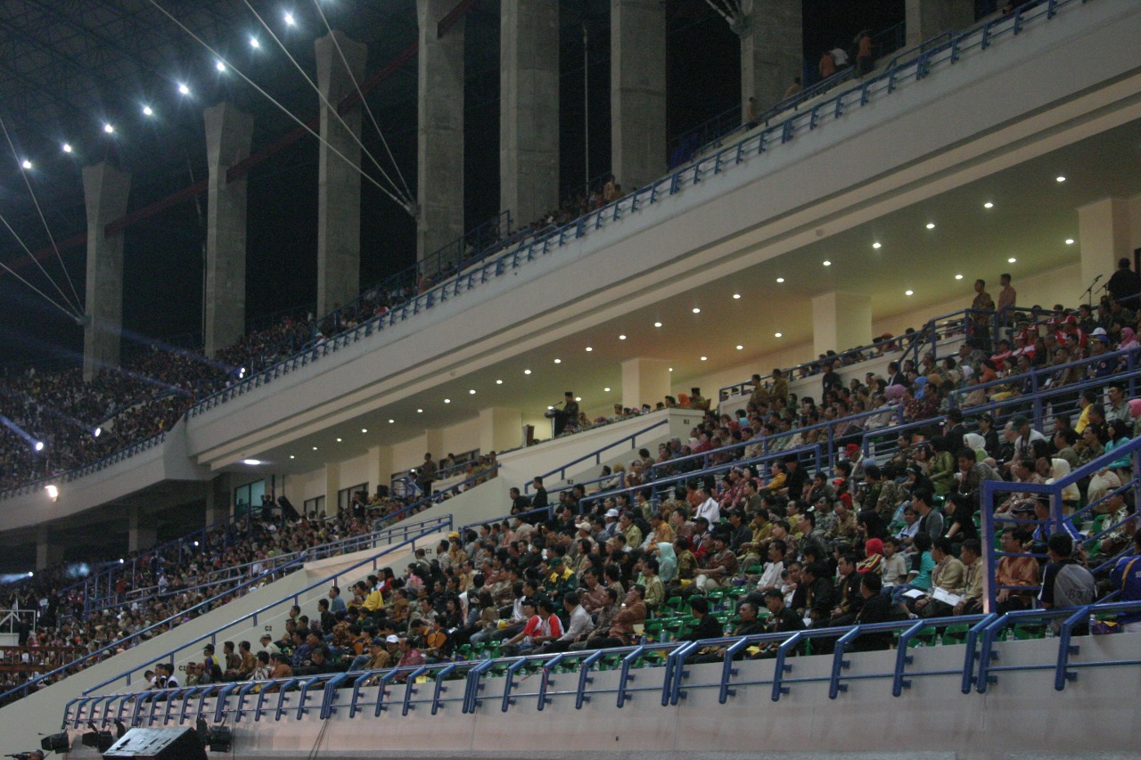 PON XVII 2008, opening ceremony, around presidential tribune