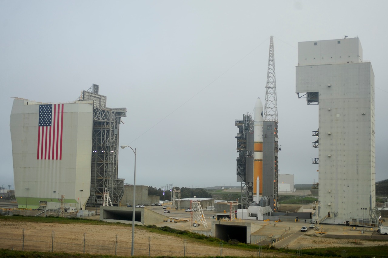 Delta IV MST rollback The mobile service tower rolls back from the United Launch Alliance Delta IV Medium+ (5,2) rocket on Space Launch Complex 6 here Tuesday, April 3, 2012. This is the Department of Defense?s first-ever launch of a Delta IV configured with a 5-meter payload fairing and two solid rocket motors.