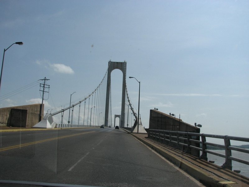 Puente Angostura sobre el rio Orinoco entre los estados Bolívar y Anzoátegui - Venezuela (2003)