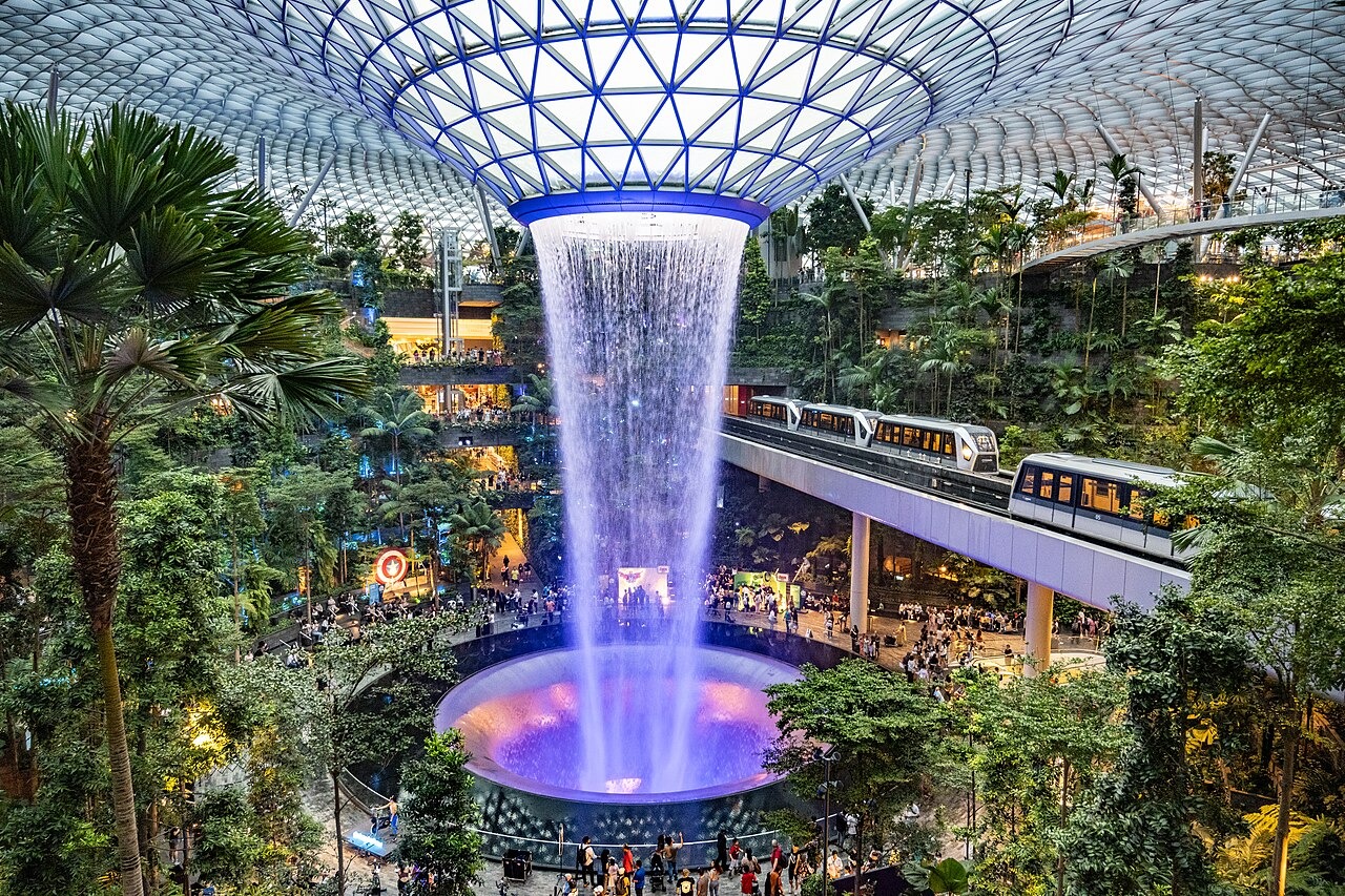 Singapore Airport, Jewel Changi, 20230722 (1)