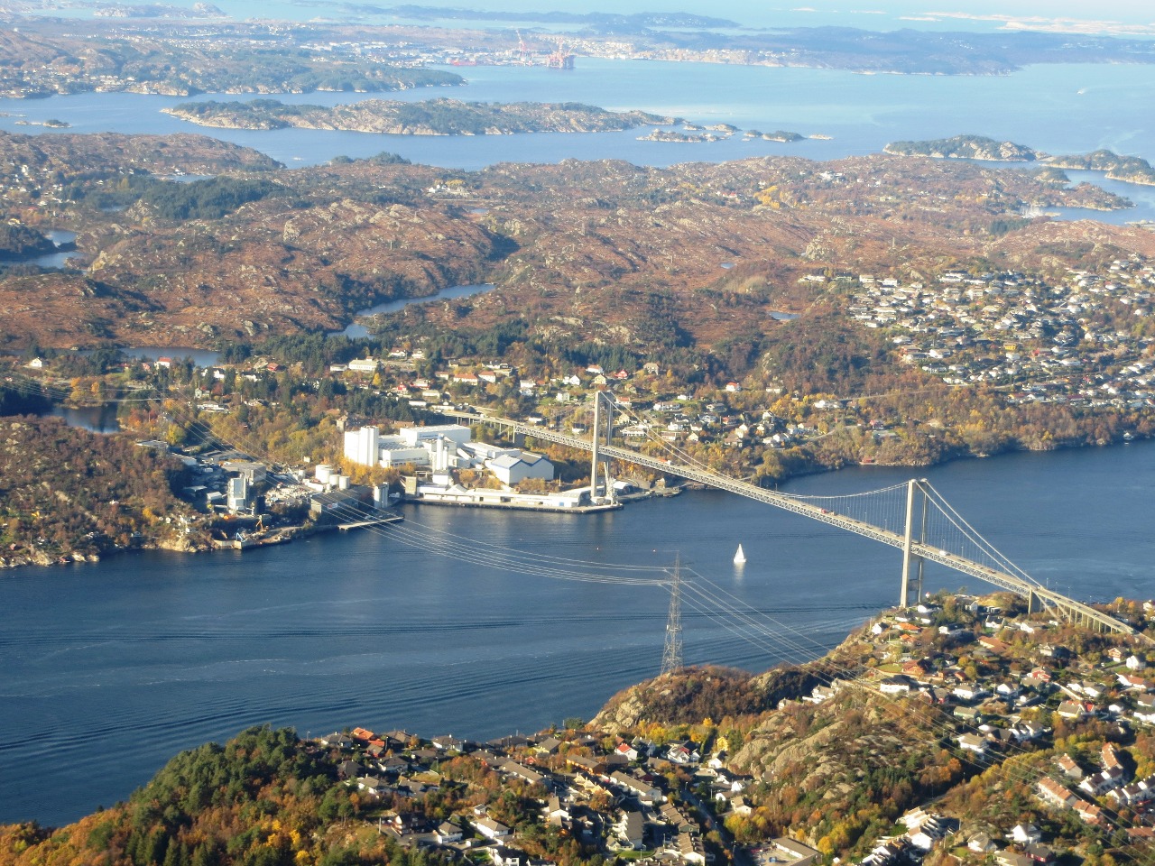 Knarrevik /Sotra bridge, island Lillesotra, in eastern Fjell - just west of Bergen, Norway