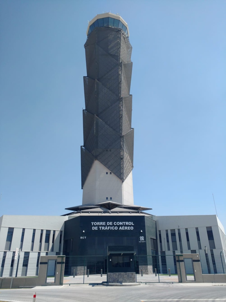 Aeropuerto Internacional Felipe Ángeles Torre de control