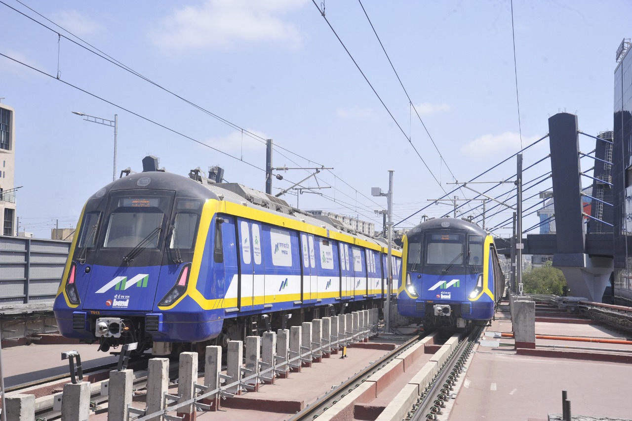 it shows how efficiently metro rakes are run.