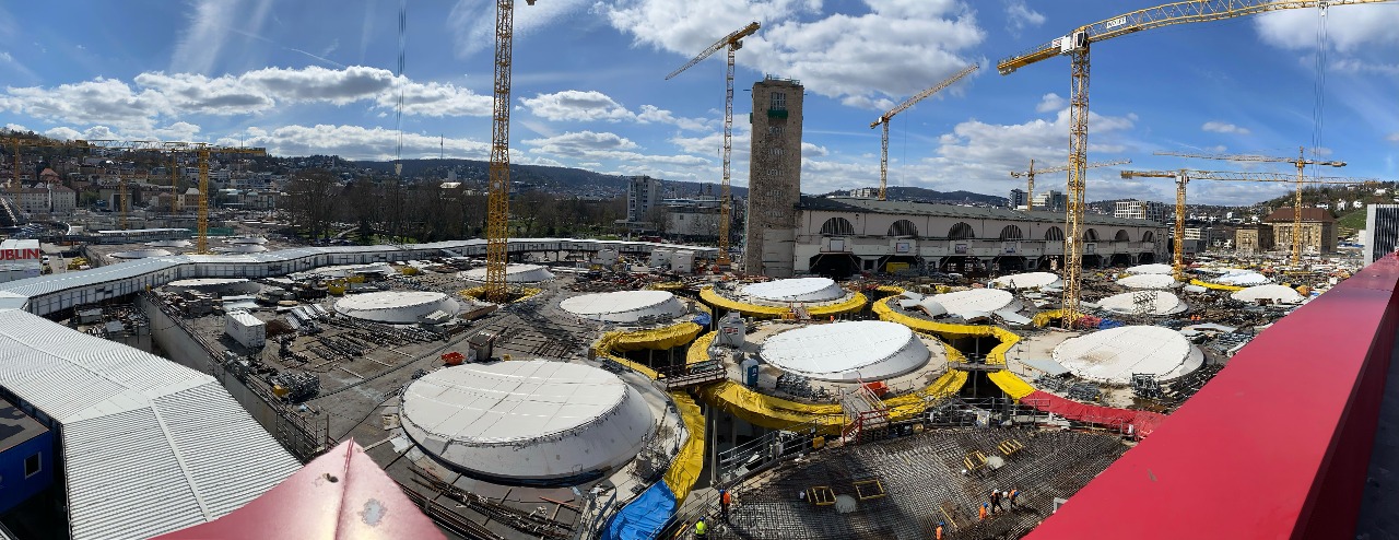 Baustelle der neuen Bahnhofshalle (März 2023)