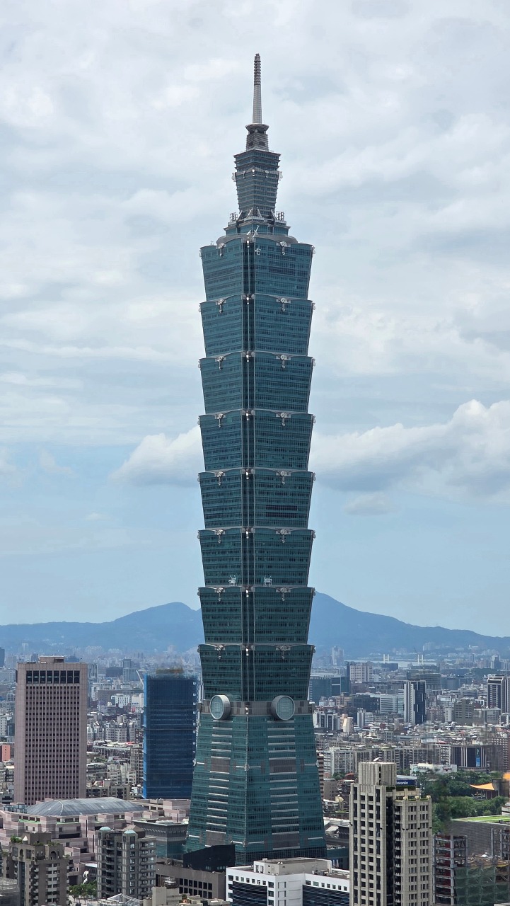 從象山看台北101，2025年7月31日攝