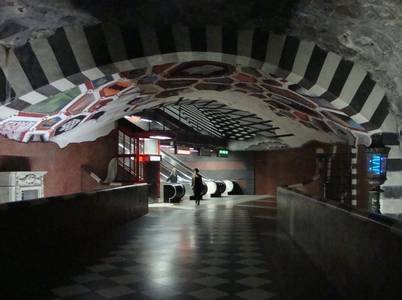 Art at Stockholm Metro station Kungsträdgården.